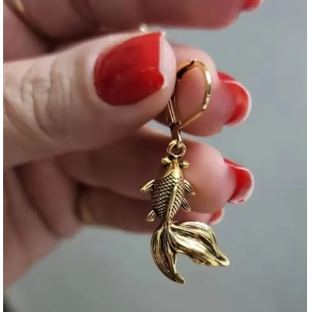 Gold Fish Dangle Earrings Women’s Ear Pierced Party Jewelry NEW